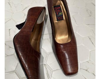 Vintage Carlos Falchi Brown Leather Pumps Sz 8 Sculptural Minimalist Heel