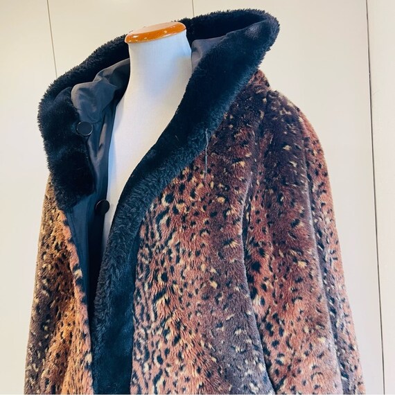 Vintage 90s Faux Fur Leopard Print Coat Reversibl… - image 7