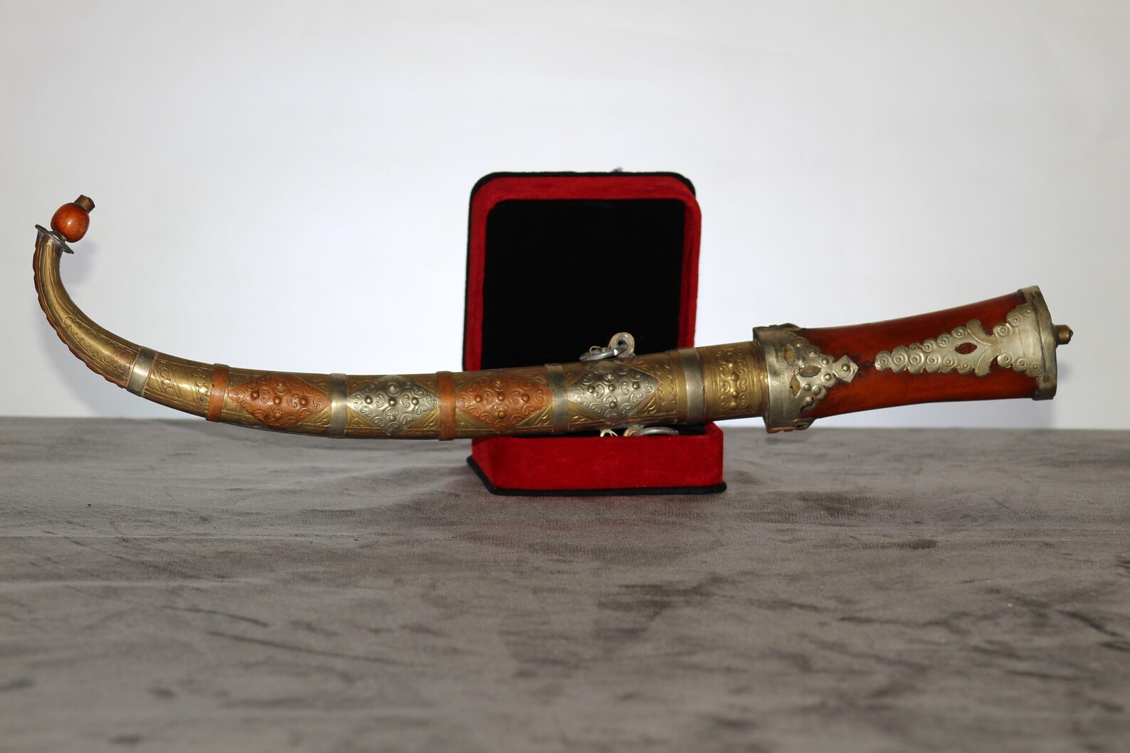 Moroccan Khanjar Dagger with Engraved Brass Scabbard and Bone Handle — view 4