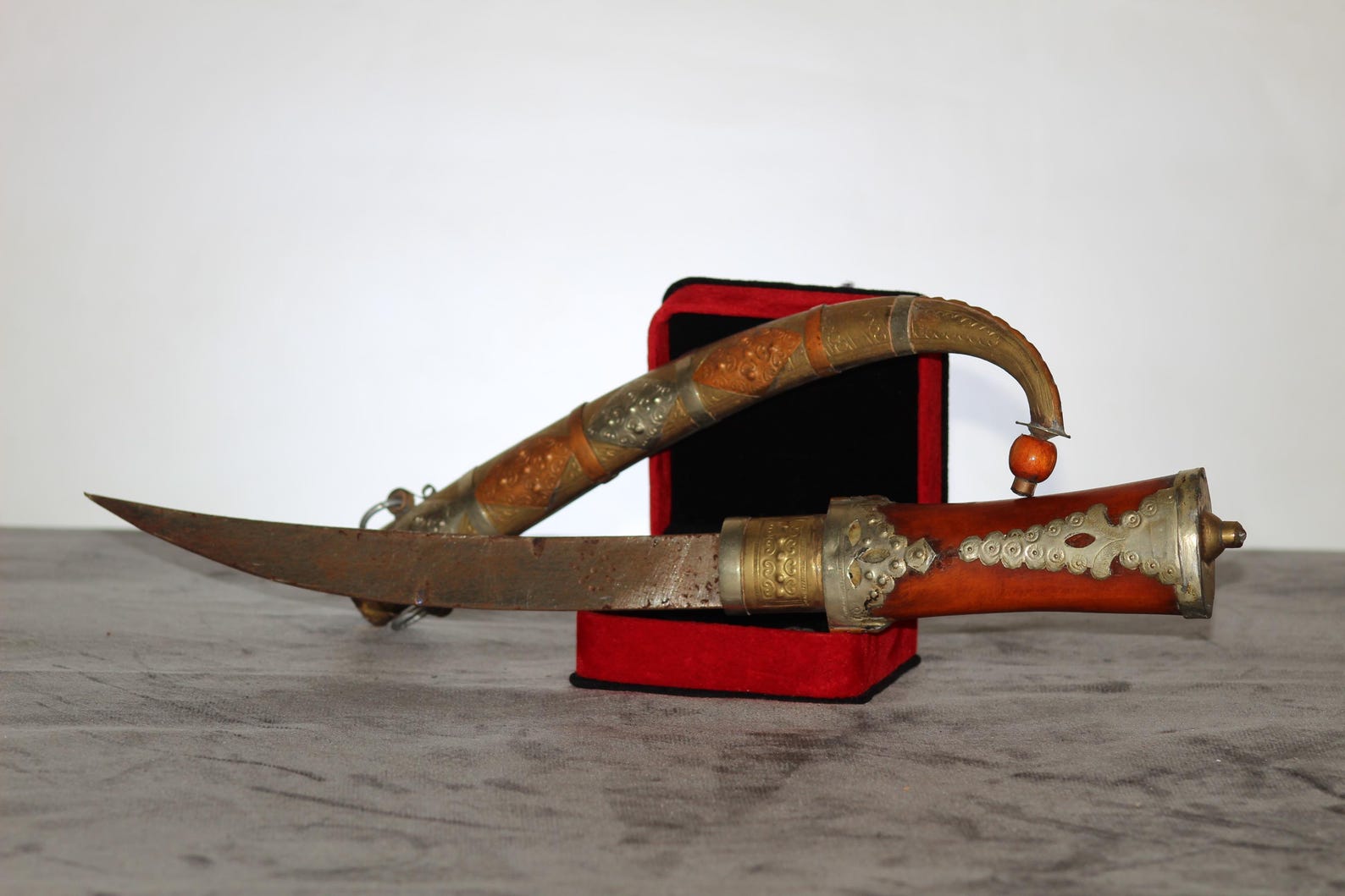 Moroccan Khanjar Dagger with Engraved Brass Scabbard and Bone Handle — view 3