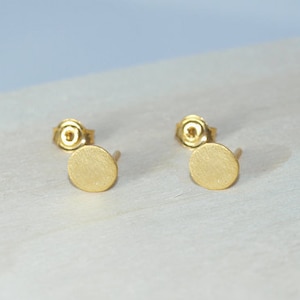 Imperfect Circle Stud Earrings - Gold Dot Silver 925 Minimalist Jewellery