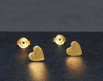 Orecchini a bottone piccoli in argento 925 con cuori semplici - delicati gioielli in oro