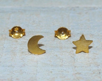 Mix & Match Celestial Earrings small Star Moon Studs Silver 925 Mismatched Sky Jewellery