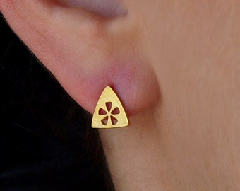 Triangle Studs Gold-plated Silver Flower Textured Earrings Multiple Piercing Dainty Women Jewellery