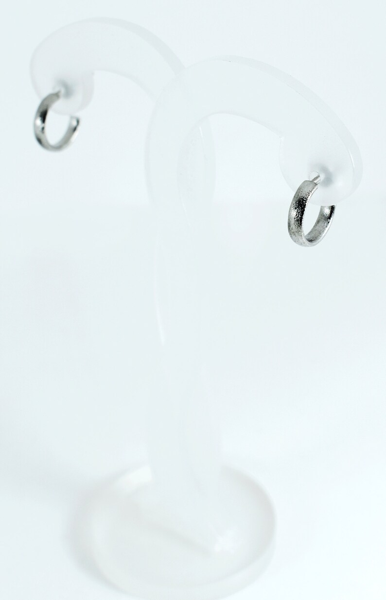 Minimalist Hoop Earrings Small Hammered Silver Hoops Elegant Everyday Jewelry image 8