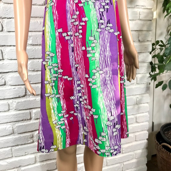 1960s Groovy Liberty Circle Vintage Dress w/ Psyc… - image 2