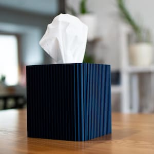 Modern Ribbed Tissue Box Cover – Minimalist 3D Printed Square Tissue Holder for Bathroom, Bedroom & Office Navy Blue