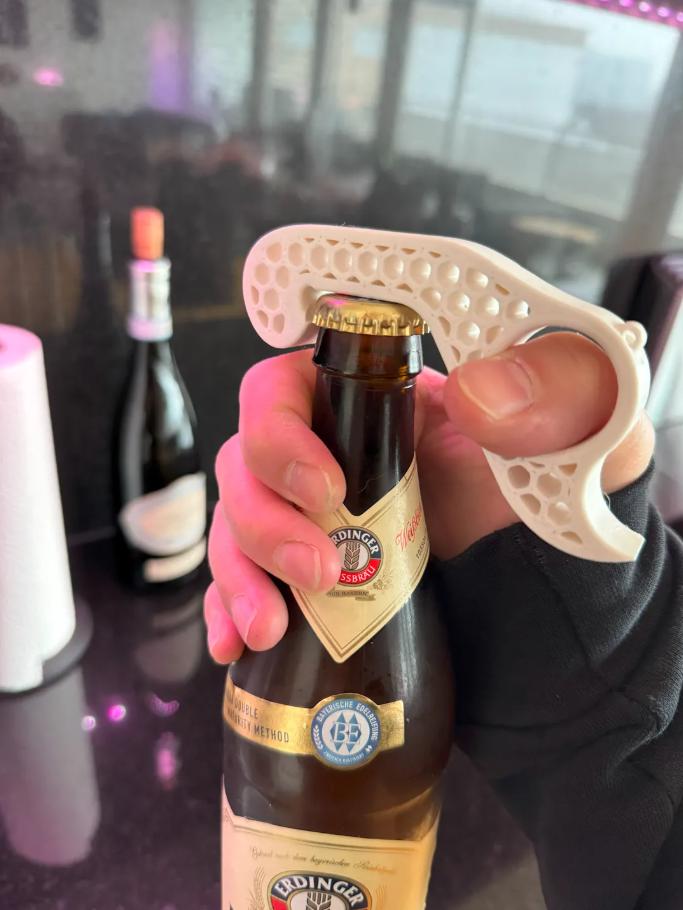 Hexagonal One-Handed Bottle Opener - Picture 8 of 8