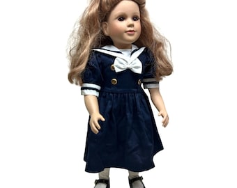 Muñeca My Twinn de 1999, cuerpo de 1996, cabeza, cabello rubio, ojos marrones, vestido de marinera.