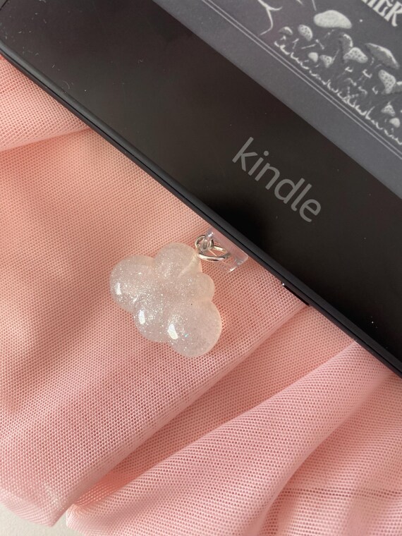Glittery Cloud Kindle Dust Plug Charm – Handmade Bookish Accessory, Cute USB-C E-Reader Port Protector, Whimsy Aesthetic Gift for Readers