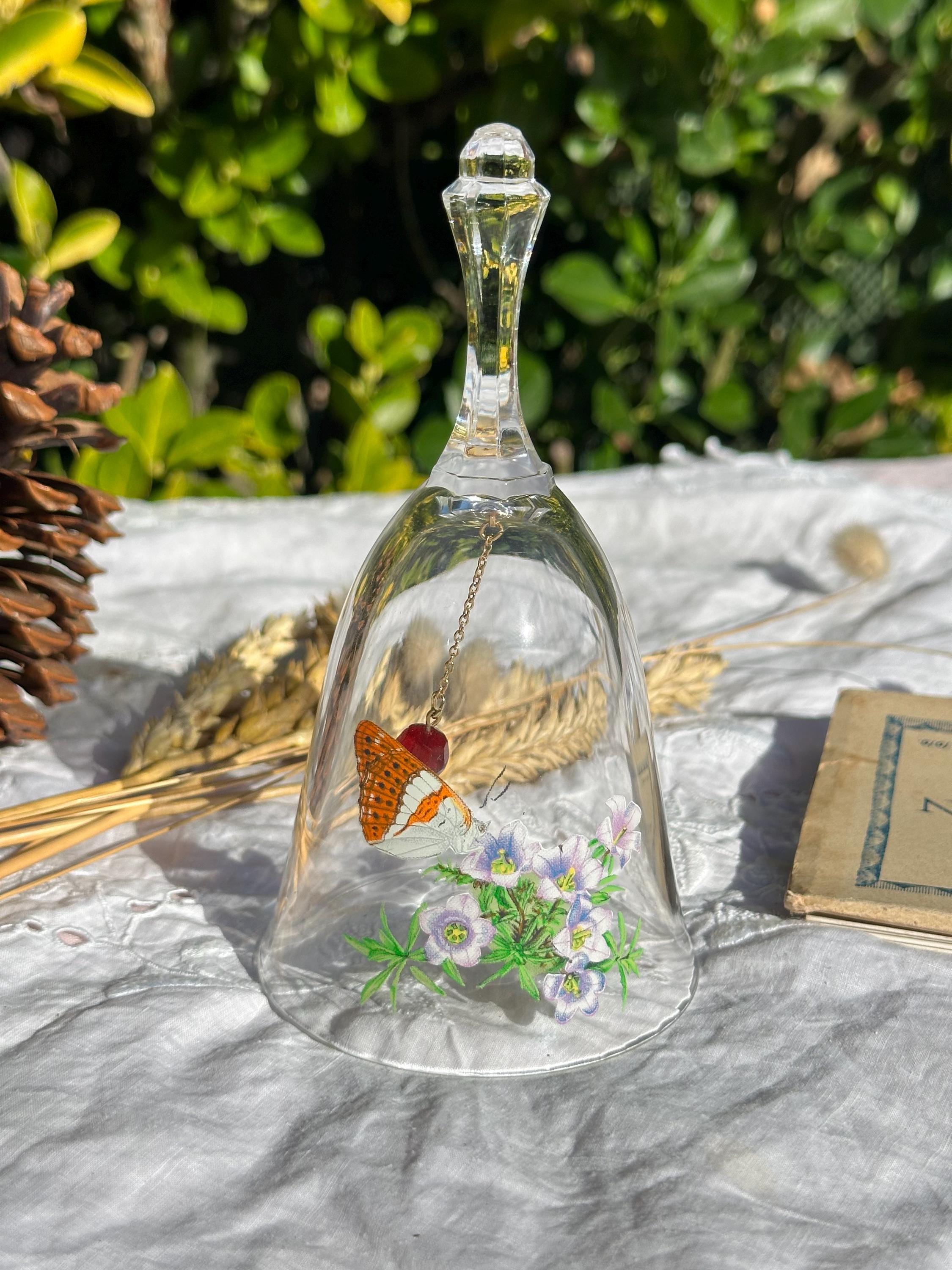Cloche De Table En Cristal Taillé, Transparente, Bon état