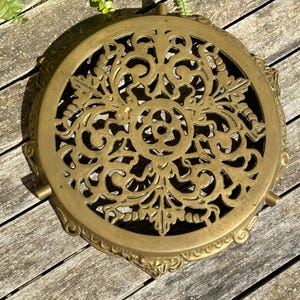 Vintage Brass Trivet - Art Nouveau - Tableware - Kitchen Decor - Vintage Brass