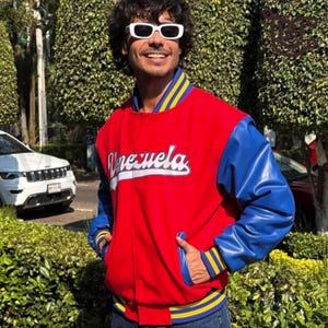 Chaqueta de béisbol universitaria de Venezuela para hombre, mujer y joven, mezcla de lana y mangas de cuero, ideal como regalo.