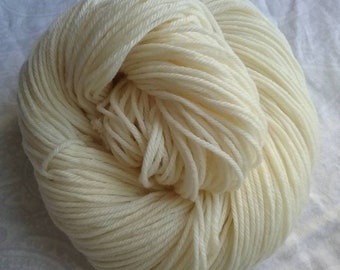 Natural, cream yarn, natural, neutral, worsted, indie dyer