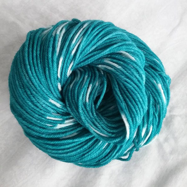 Aialik Bay (PRE-ORDER), teal green, pale teal, hand dyed yarn, worsted, indie dyer