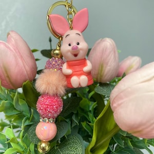 Pastel Piglet Keychain | Kawaii Beaded Bag Charm | Faux Fur Pom-Pom Accessory