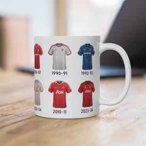 Retro MUFC kit Football shirt United Coffee Mug, History of kits,ideal gift Soccer and football fans, ideal gift for Dad, Worldwide Shipping