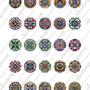 Puede incluir: Una colección de veintiún pomos redondos de cerámica con intrincados diseños florales y geométricos coloridos. Los pomos, dispuestos en una cuadrícula, presentan una variedad de colores, incluyendo azul, rojo, amarillo, verde y morado.