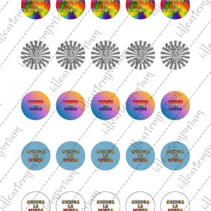 Peut inclure: Plusieurs autocollants ronds avec l'inscription "Chinga La Migra". Les motifs comprennent des tie-dye arc-en-ciel, des lignes radiales grises et des dégradés orange, bleu et violet. Les autocollants sont disposés en rangées.