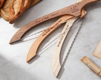 Cuchillo de pan de madera personalizado, rebanador de masa madre grabado, regalo de cocina