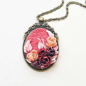Handmade Polymer Clay Floral Pendant Necklace – Vintage-Inspired Cameo with Romantic Rose Garden Design, One of a Kind Gift for Her