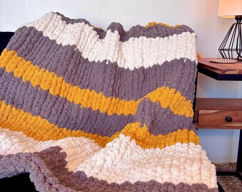 Handmade Chunky-Knit Blanket: Striped Chenille Yarn, Customizable