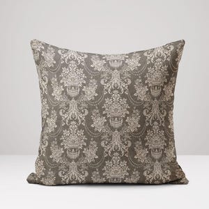 Beige Floral Damask Linen Pillow Cover: Vintage-Inspired Cushion