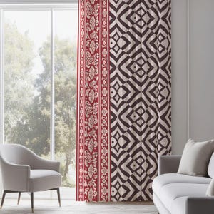 Geometrischer Boho Vorhang: Schwarzes & rotes Tribal-Gürtel