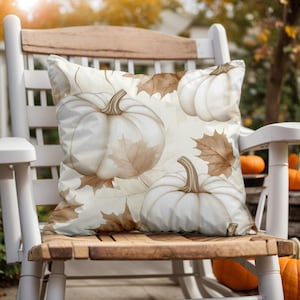 White Pumpkin Pillow Cover – Neutral Fall Throw Cushion with Autumn Leaves – Cozy Farmhouse Decor for Sofa or Porch