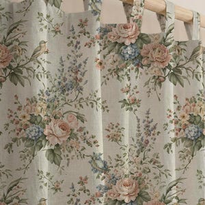 以下が含まれることがあります： クリーム、ライトグレー、ダークグレーの、まだら模様のマット仕上げのセラミックマグ3個セット。各マグはシンプルでミニマルなデザインで、コーヒーや紅茶に最適です。