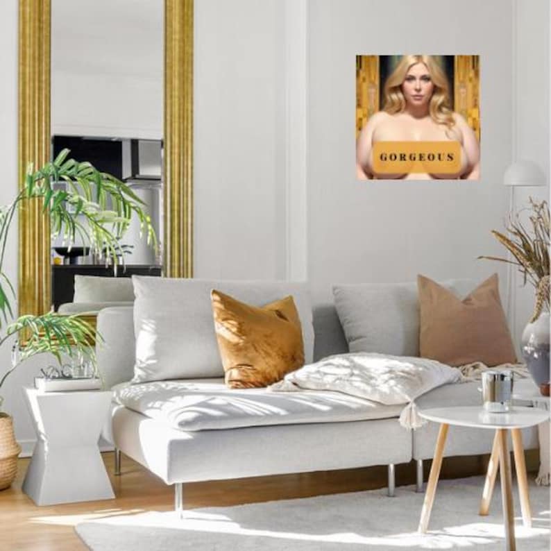 Body Positive Naked Woman "gorgeous Curves" Klimtian Style Klimt