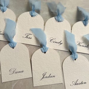 Marque-place minimaliste pour événement, marque-places arche, cartes de visite en ruban, couverts modernes, mariage, anniversaire, poule, marque-places de mariage, élégant