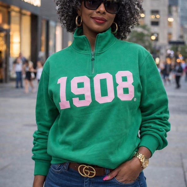Felpa con cerniera a un quarto ricamata della confraternita del 1908, nota anche come maglione dell'anno di fondazione, abbigliamento della confraternita, nota anche come maglietta regalo della confraternita