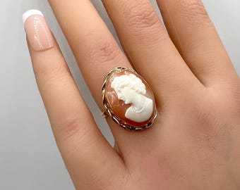 14K Gold Cameo Ring Size 7