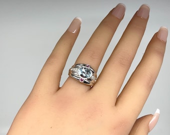 14KG Diamond & Aquamarine Ring Size 7