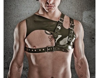 Buckle Top