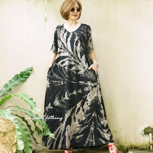 Oversize Plus Size Tie Dye Maxi Dress, Boho Short Sleeve V Neck Tie Dye Maxi Dress, Festival Clothing, Boho Tie Dye Resort Dress - PL5C
