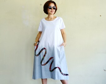 Boho Chic Casual Short Sleeve A Shape White Cotton Raw Frill Applique Boho Dress With Dip Dyed Gray Hem & 2 Pockets
