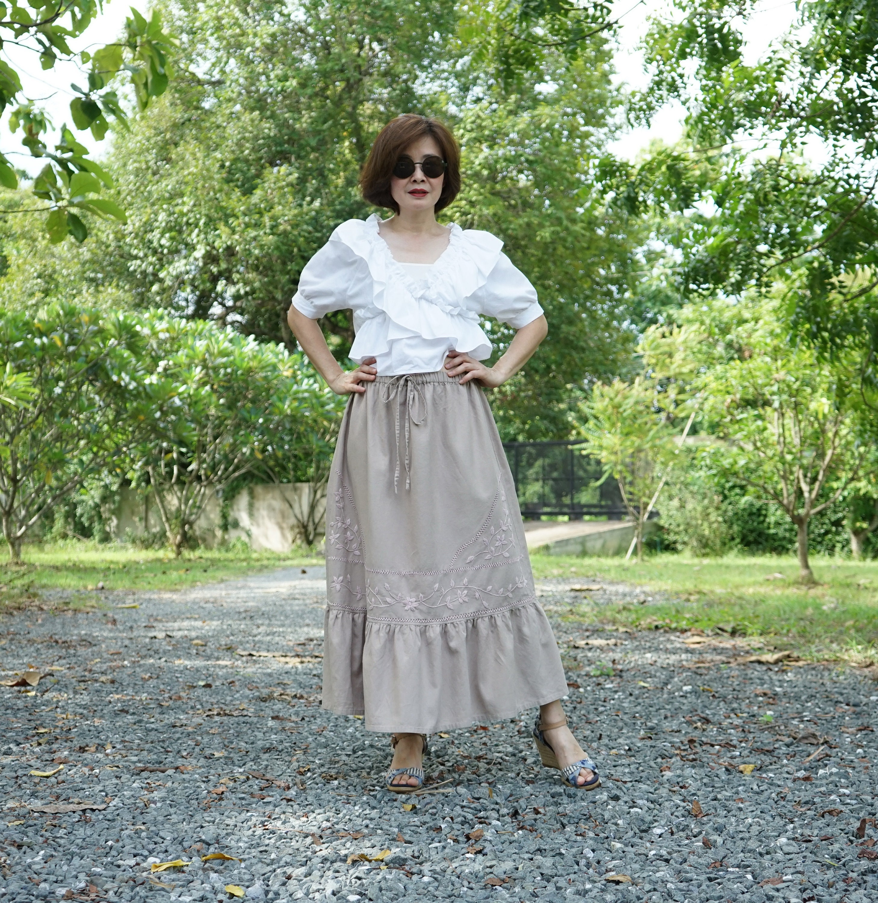 Jupe mi-longue plissée en lin mélangé Beige