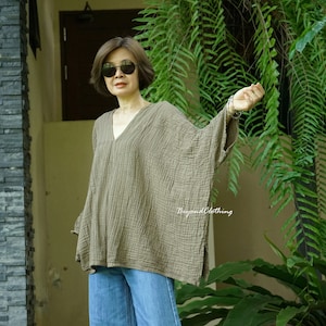 Boho Dusty Olive Double Gauze Cotton Poncho Top, Oversize 3/4 Dolman Sleeve Band Cuff Olive Double Gauze Cotton Poncho Top Blouse - DB9