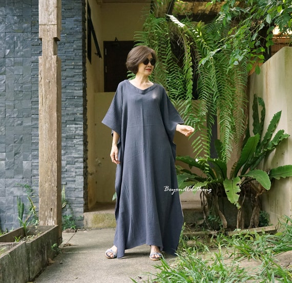 charcoal green dress Cedar Silk Midi dress in Green Butterfly Floral Charcoal main image 1