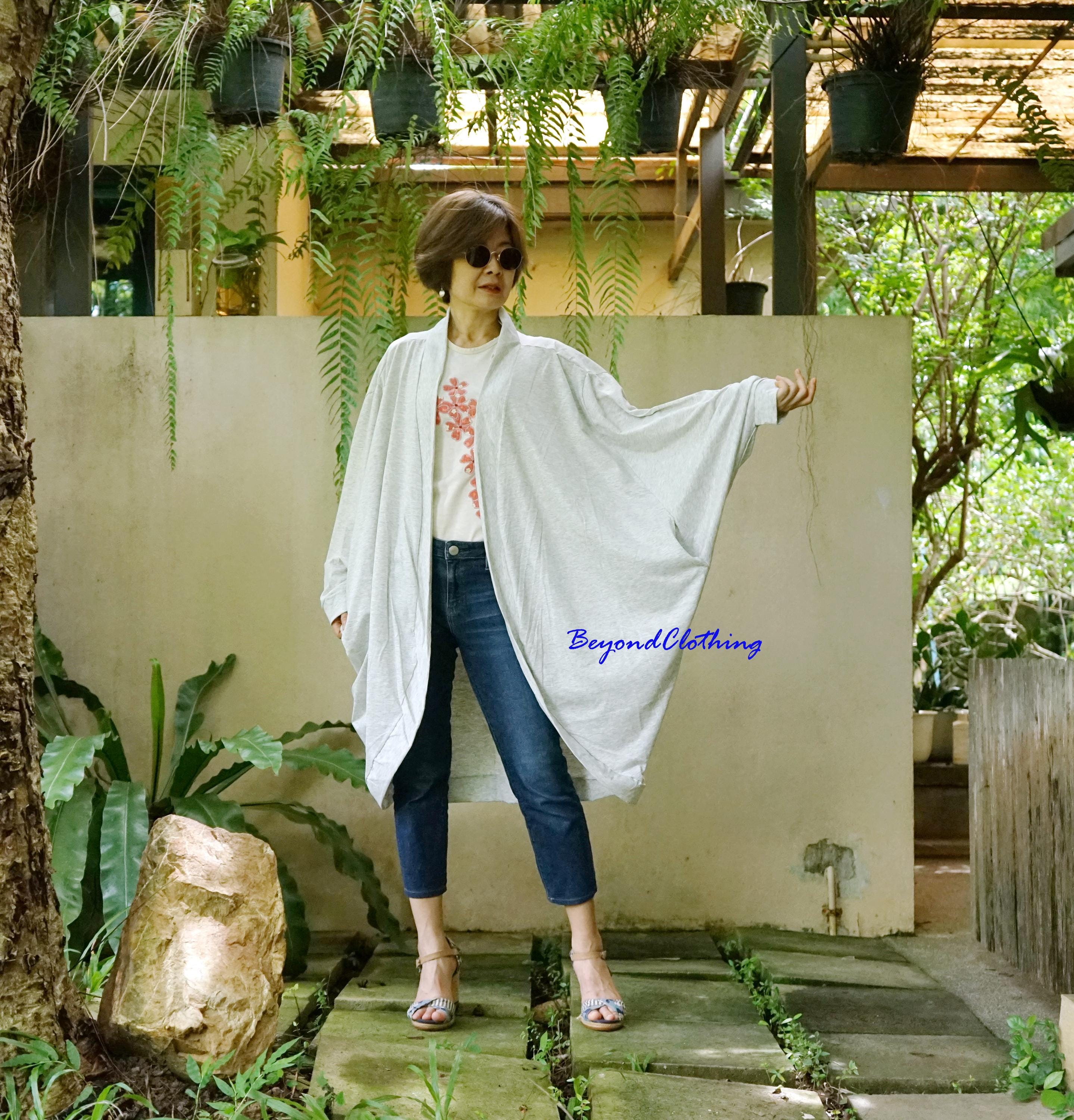 Oversized Heather Gray Cocoon Cardigan: Lightweight Open Front