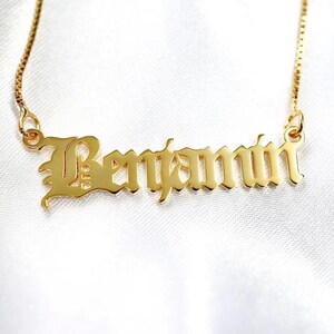 Elegant and Meaningful Jewelry Piece to Celebrate Your Identity or Loved Ones, Custom Script Name Necklace