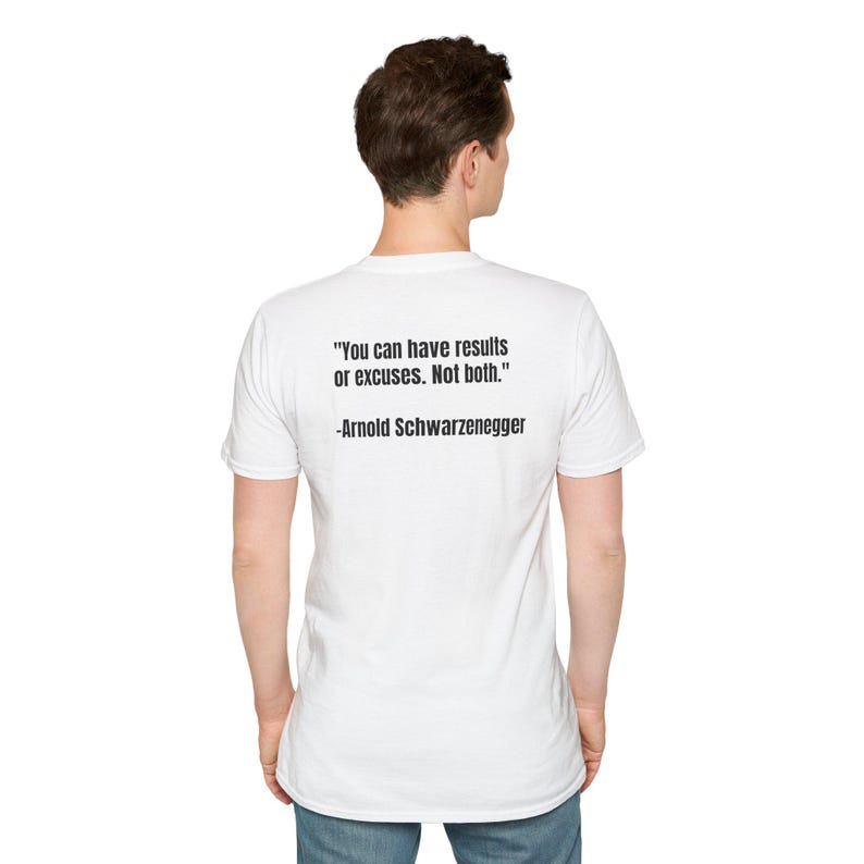 Camiseta com estampa do Arnold imagem 3