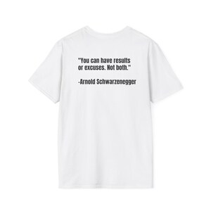 Camiseta com estampa do Arnold imagem 7