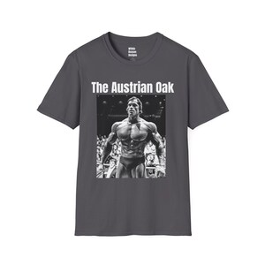 Camiseta com estampa do Arnold imagem 5