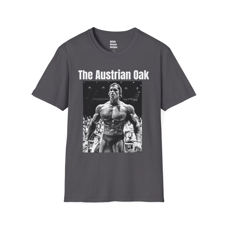 Camiseta com estampa do Arnold imagem 5