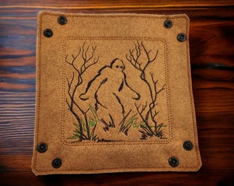 Collapsible Dice Rolling Tray.  dnd Game Accessory, Bigfoot,Sasquatchdnd