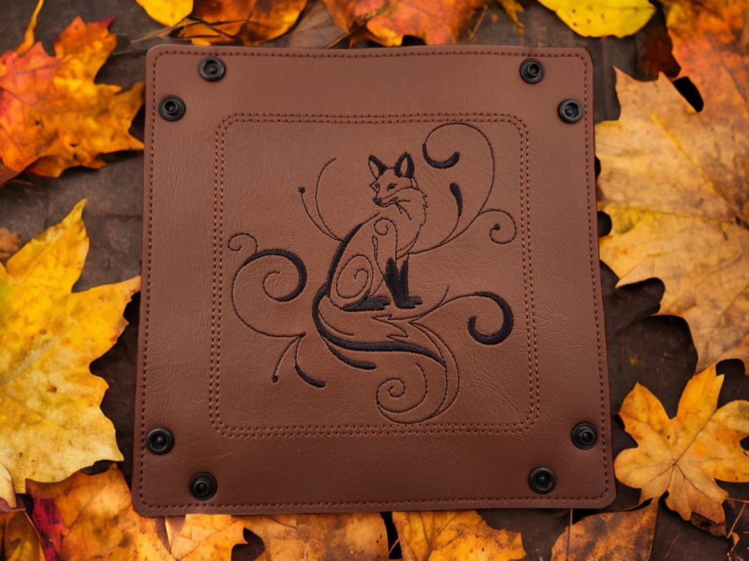Fox Dice Tray, Dice Rolling Tray, Collapsible Tray, Board Game Accessory, Folding Cube, Vinyl Catchall, Valet Tray, Jewelry , Travel Tray - Etsy