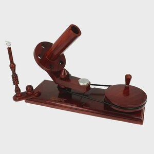 Avvolgitore per palline in legno Scheepjes con base e morsetto da tavolo, in faggio o palissandro.